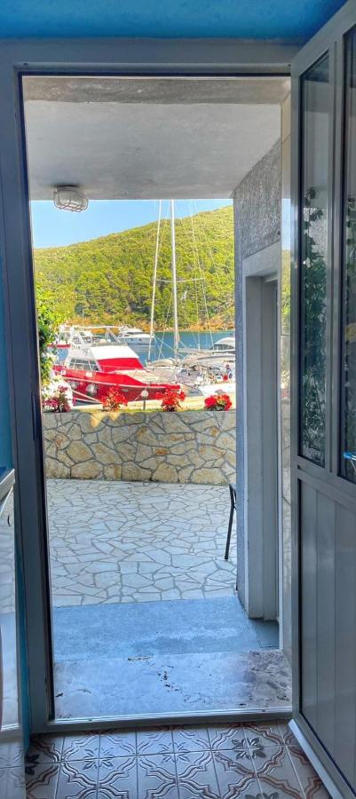 Guesthouse Porto Cres Eksteriør bilde