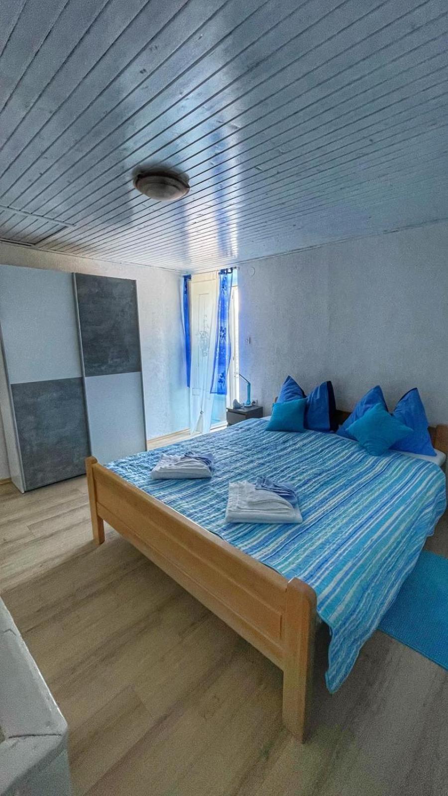 Guesthouse Porto Cres Eksteriør bilde